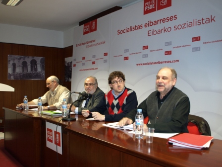 �xito de participaci�n en la charla sobre la Reforma Laboral